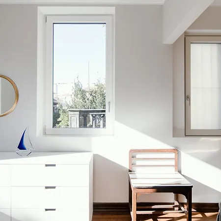 In Lina - Solutions Apartment Brunate