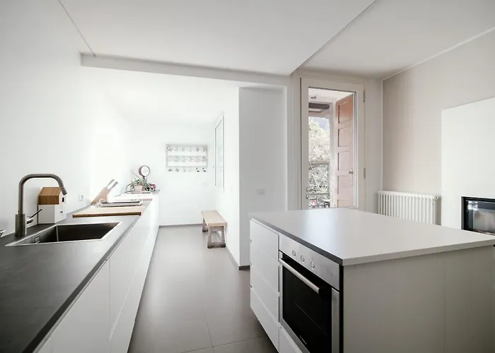 In Lina By Solutions