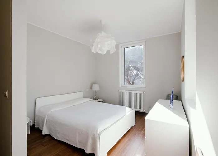 In Lina By Solutions * Brunate