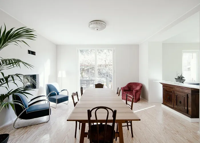 In Lina By Solutions Brunate